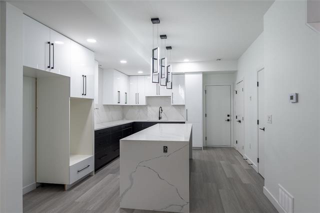 









445


Centennial

ST,
Winnipeg,




MB
R3N 1P8

