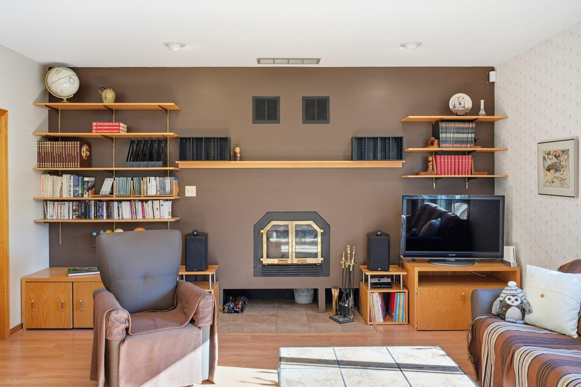 









84


Rue de Salernes

,
Gatineau (Gatineau),




QC
J8T7M7

