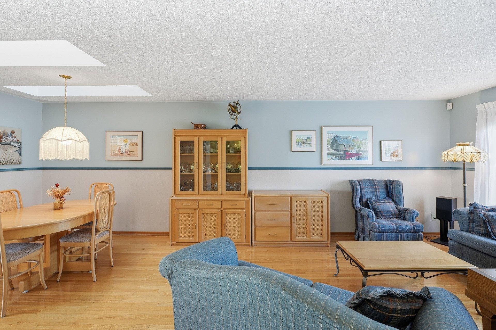 









84


Rue de Salernes

,
Gatineau (Gatineau),




QC
J8T7M7

