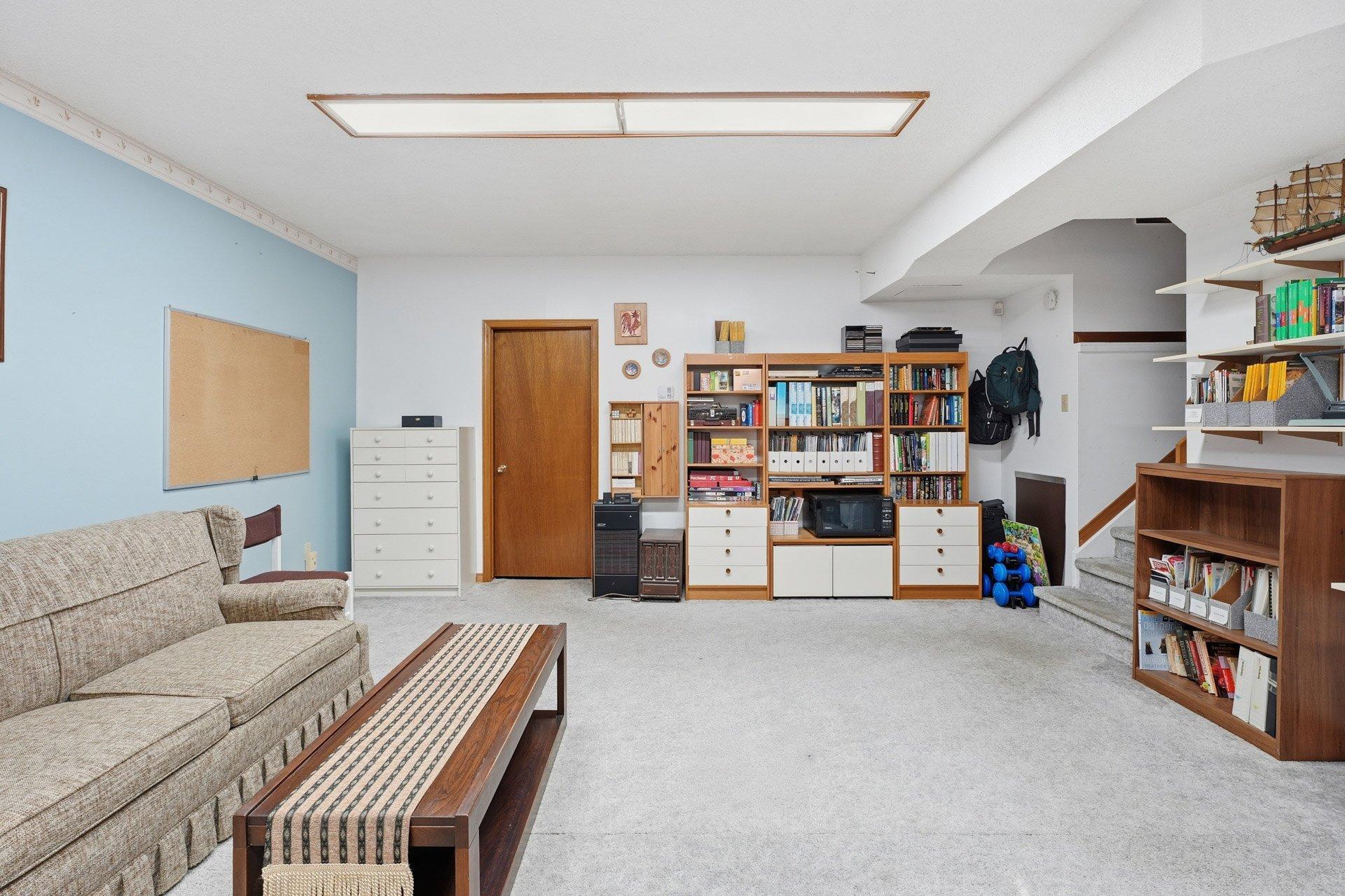 









84


Rue de Salernes

,
Gatineau (Gatineau),




QC
J8T7M7

