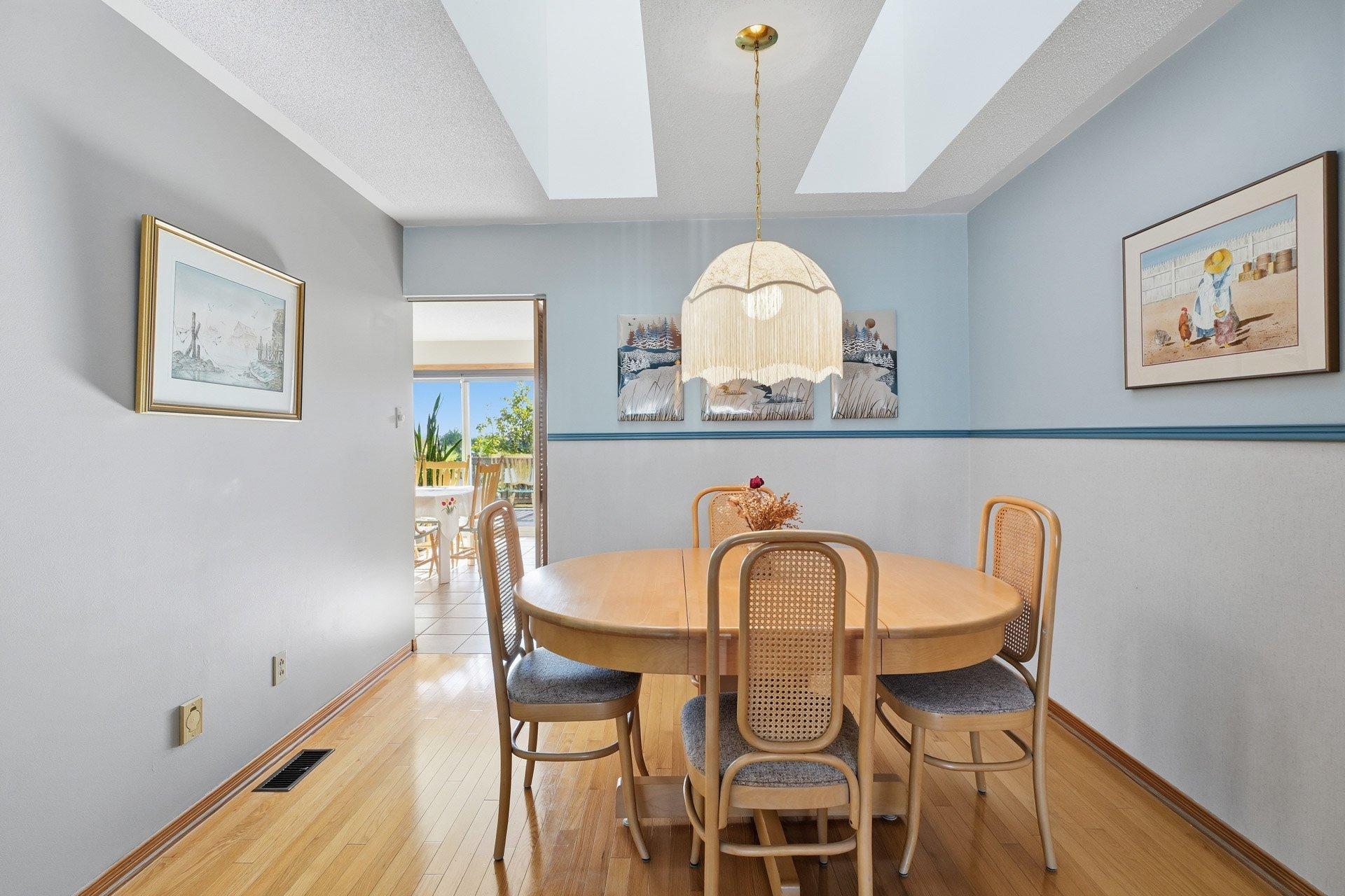 









84


Rue de Salernes

,
Gatineau (Gatineau),




QC
J8T7M7

