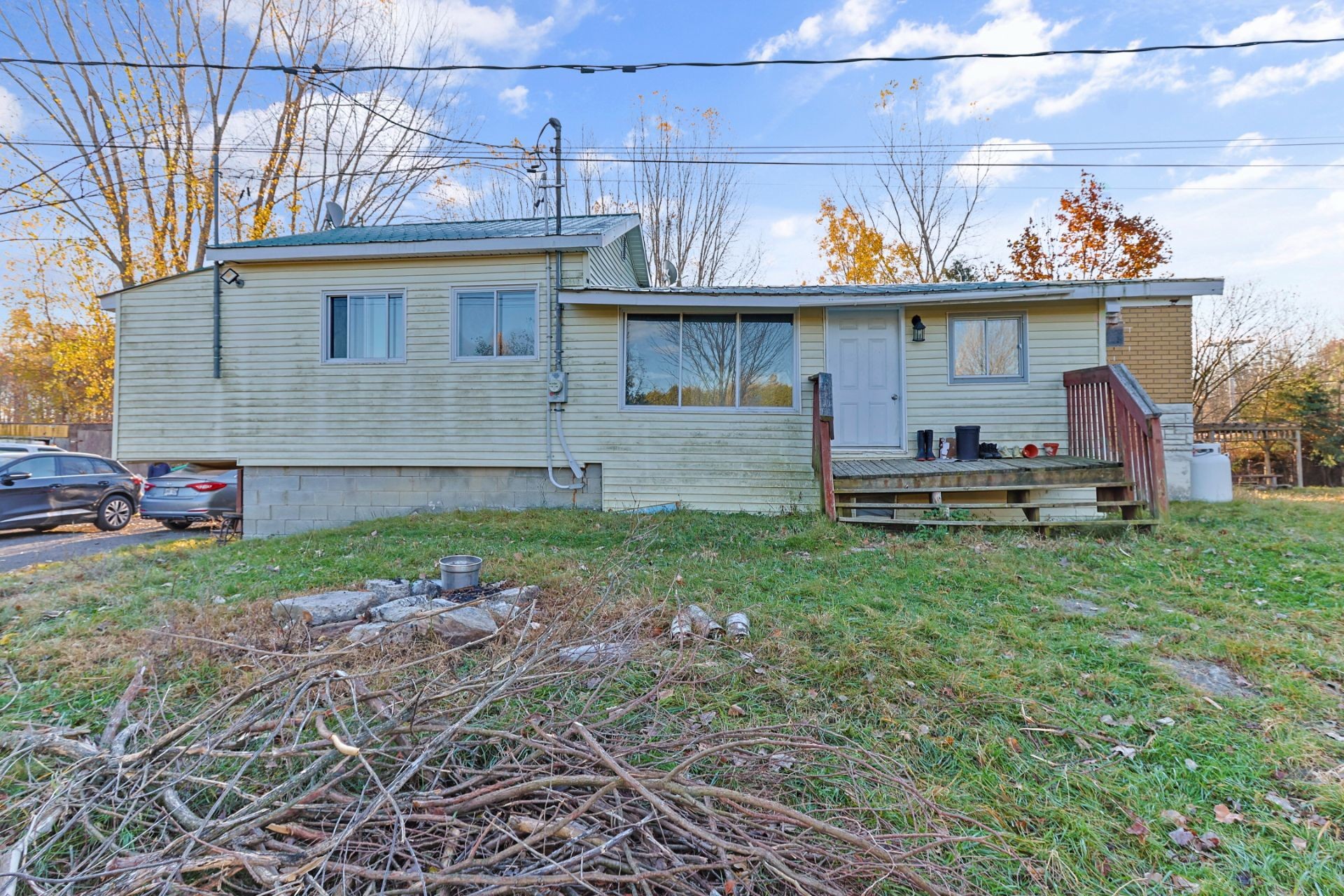 









2563


Route 201

,
Ormstown,




QC
J6J4K2

