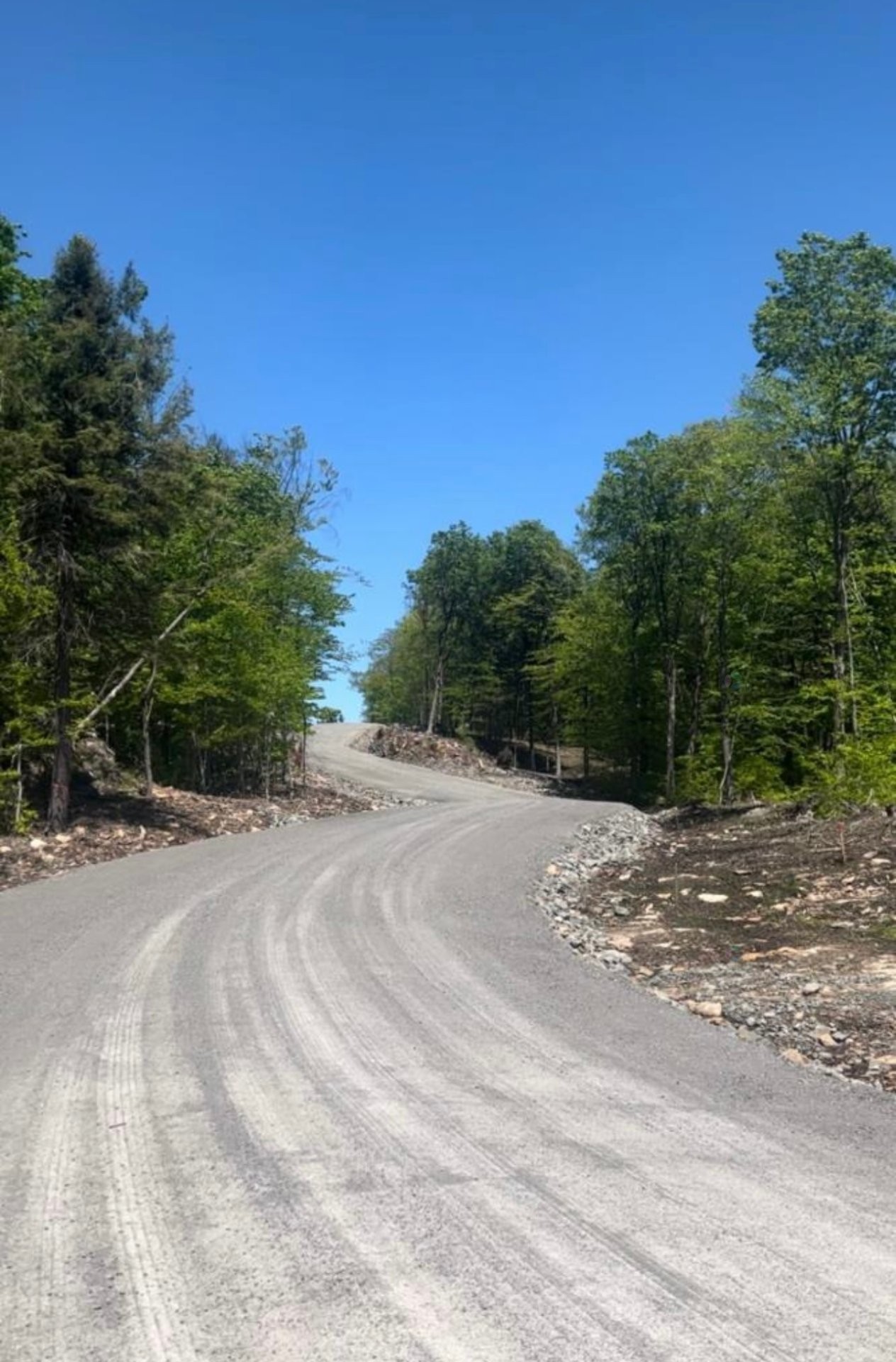 












Rue de l'Épervier

,
Gore,







QC
J0V1K0

