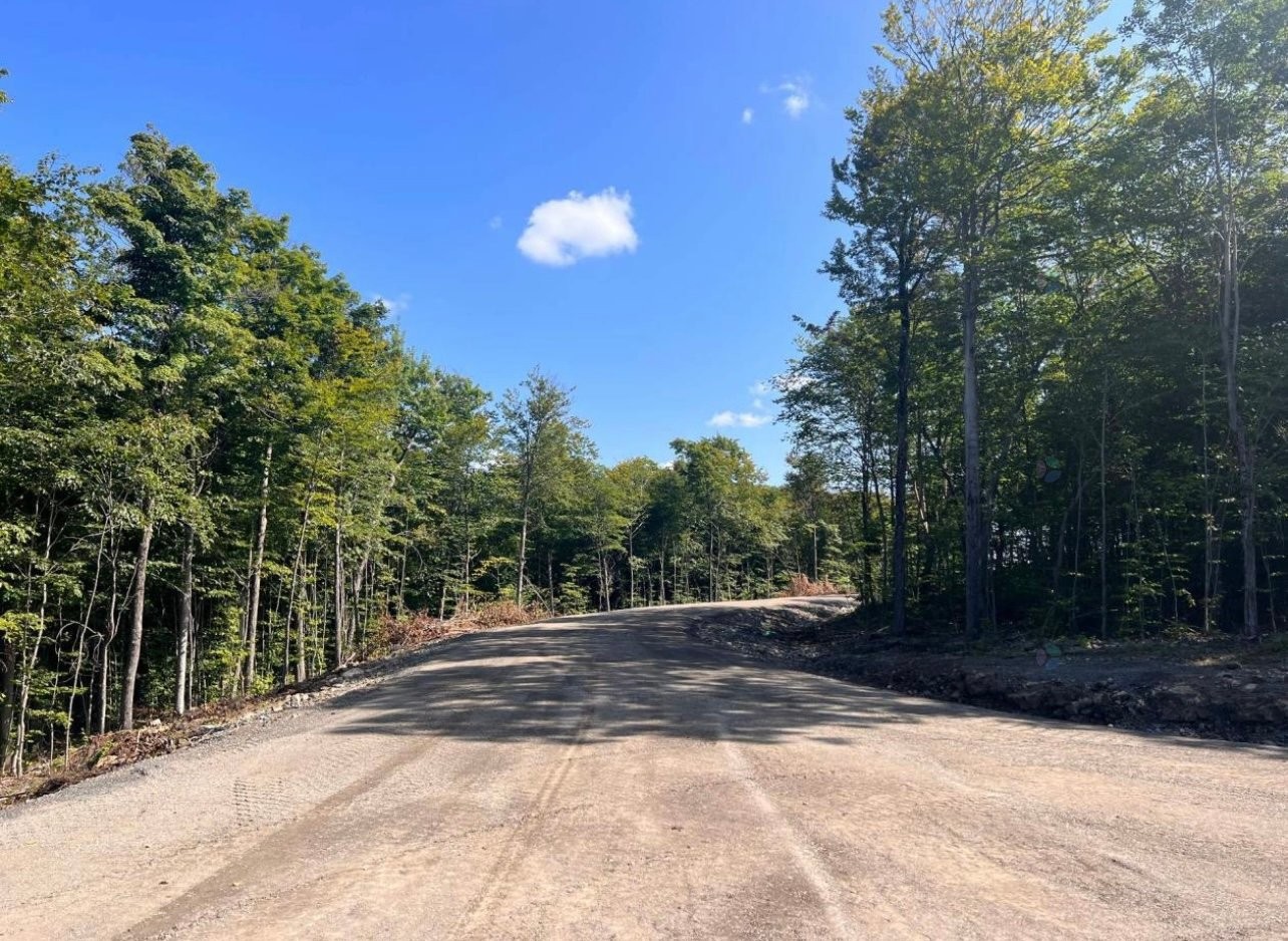 












Rue de l'Épervier

,
Gore,







QC
J0V1K0


