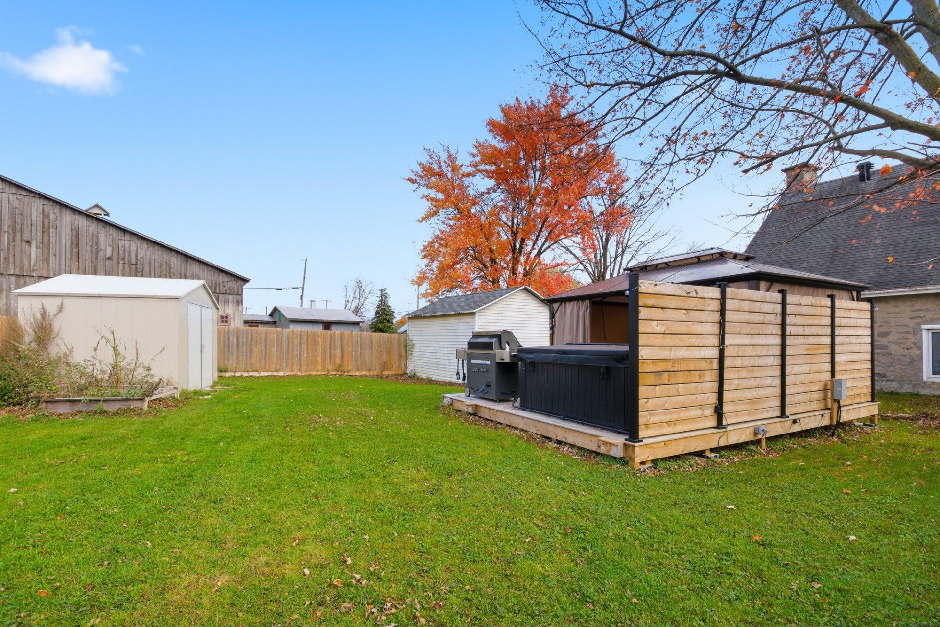 









5795

 - 5805


Rg du Bas-St-François

,
Laval (Duvernay),




QC
H7E4P2


