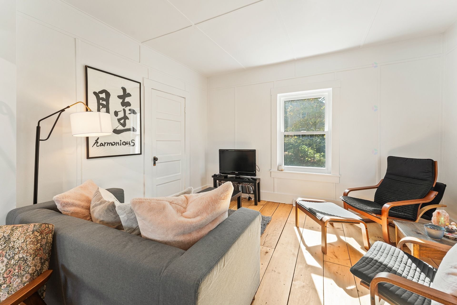 









964

 - 966


Rue du Sud

,
Cowansville,




QC
J2K2Y3

