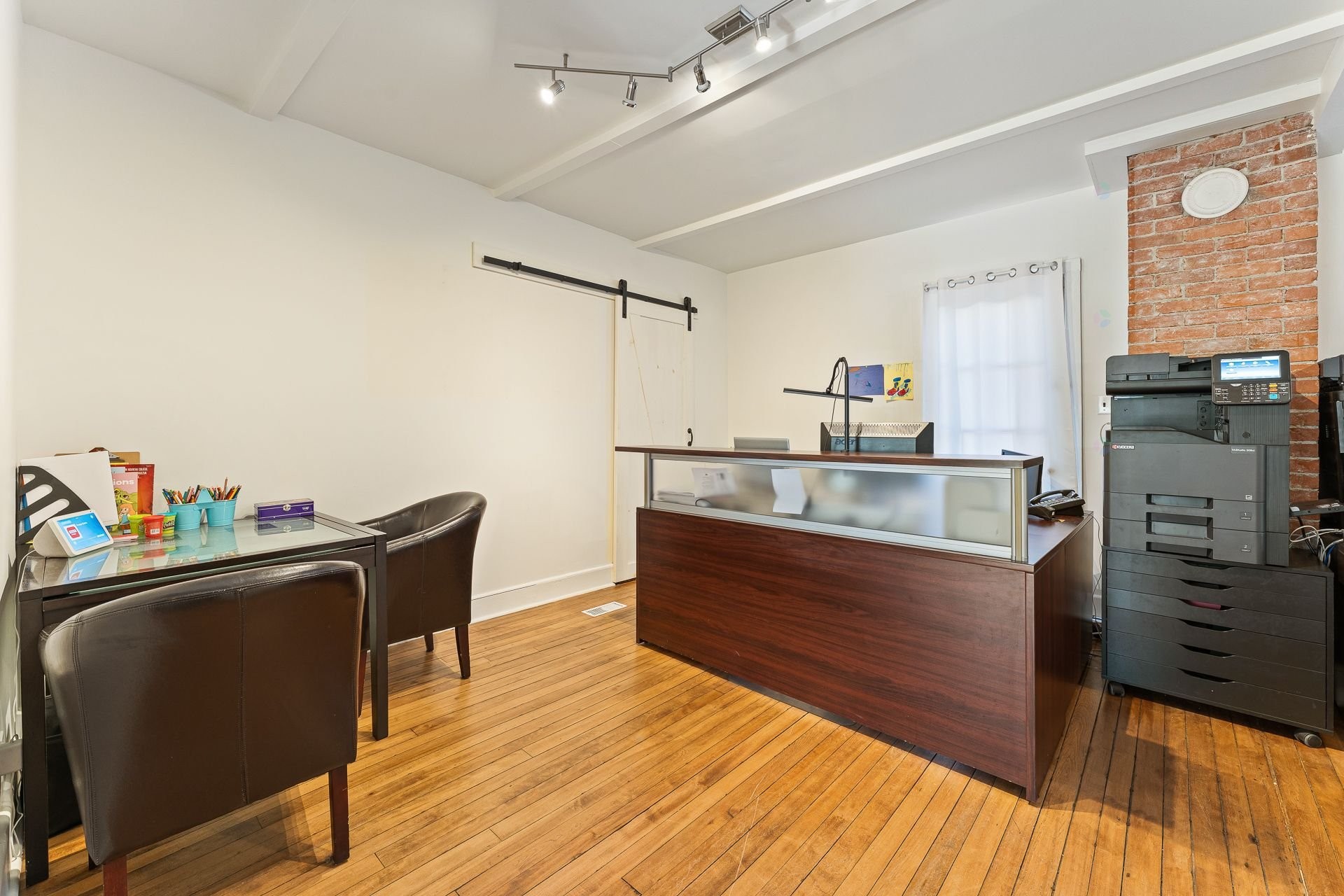 









964

 - 966


Rue du Sud

,
Cowansville,




QC
J2K2Y3

