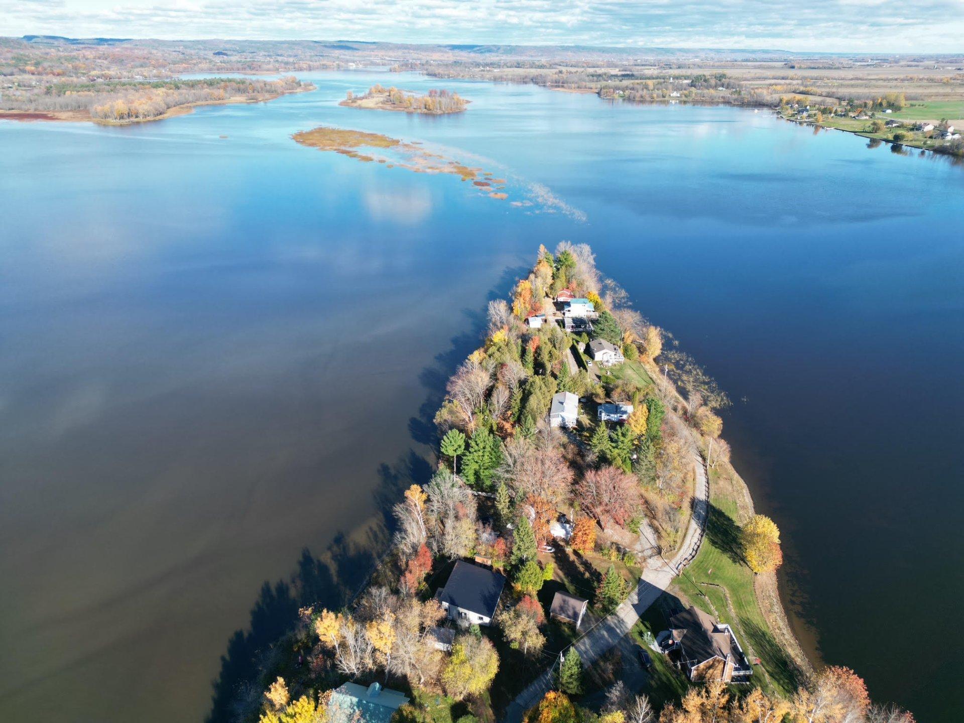 









1804


Ch. de la Grande-Presqu'île

,
Plaisance,




QC
J0V1S0

