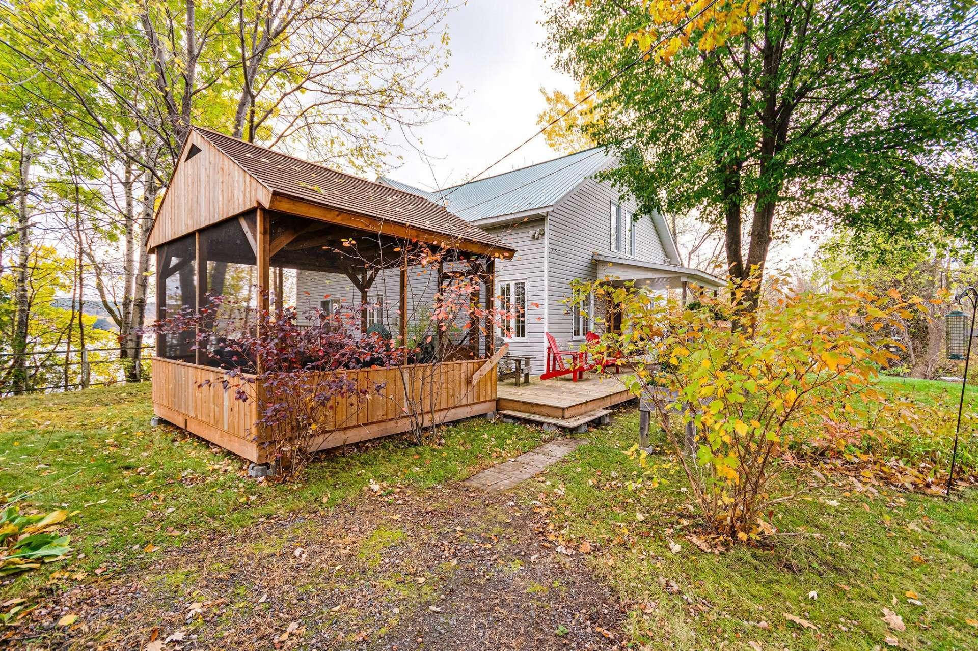 









1804


Ch. de la Grande-Presqu'île

,
Plaisance,




QC
J0V1S0

