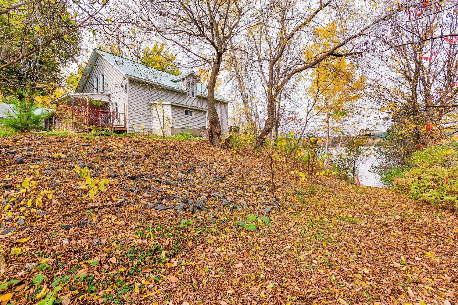 









1804


Ch. de la Grande-Presqu'île

,
Plaisance,




QC
J0V1S0

