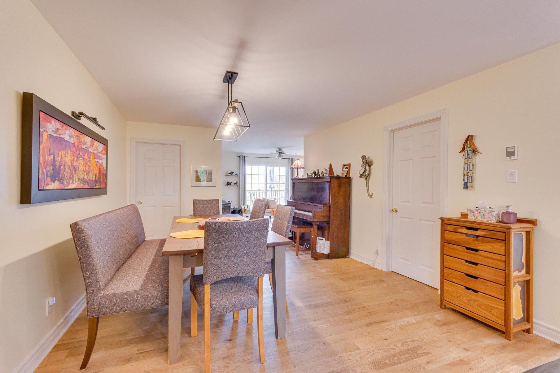 









1804


Ch. de la Grande-Presqu'île

,
Plaisance,




QC
J0V1S0

