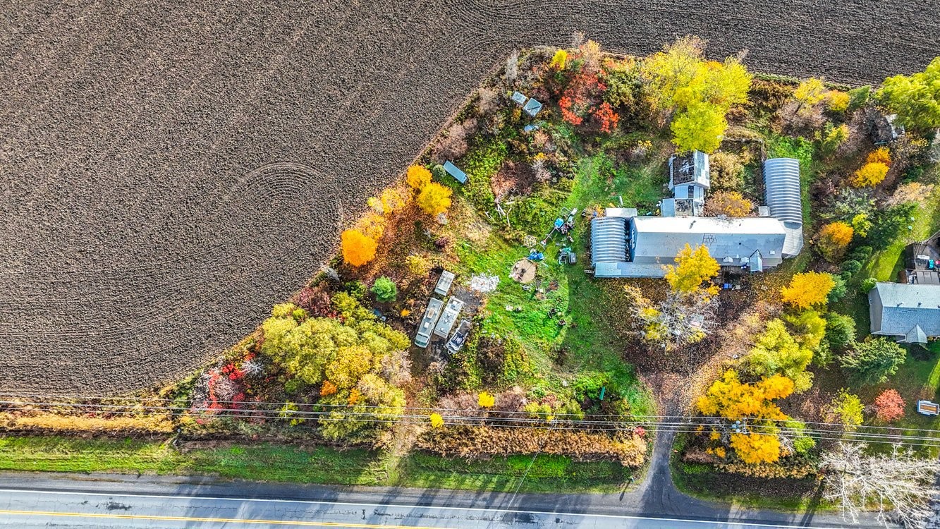 









3333


Ch. des Patriotes

,
Saint-Ours,







QC
J0G1P0

