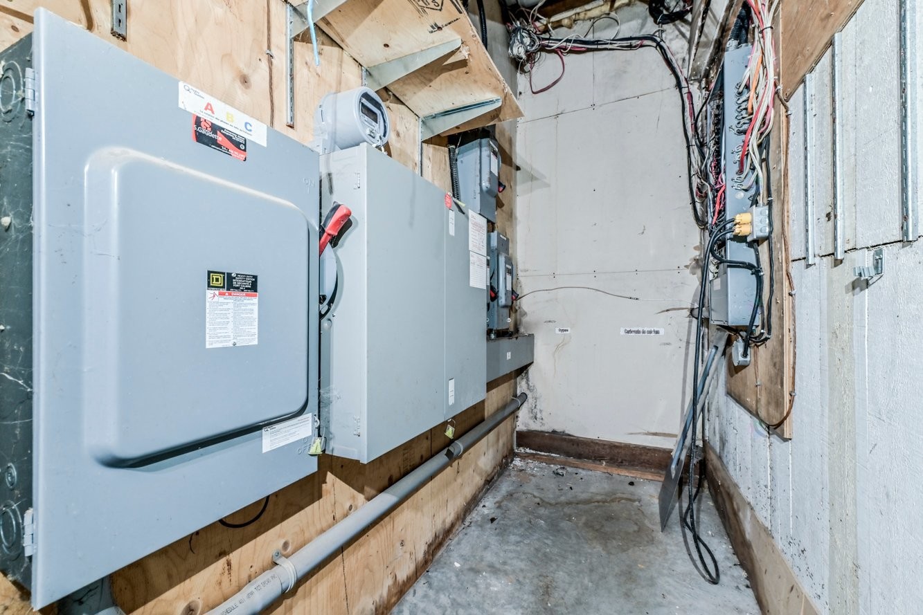 









3333


Ch. des Patriotes

,
Saint-Ours,







QC
J0G1P0

