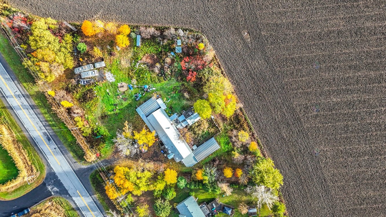 









3333


Ch. des Patriotes

,
Saint-Ours,







QC
J0G1P0

