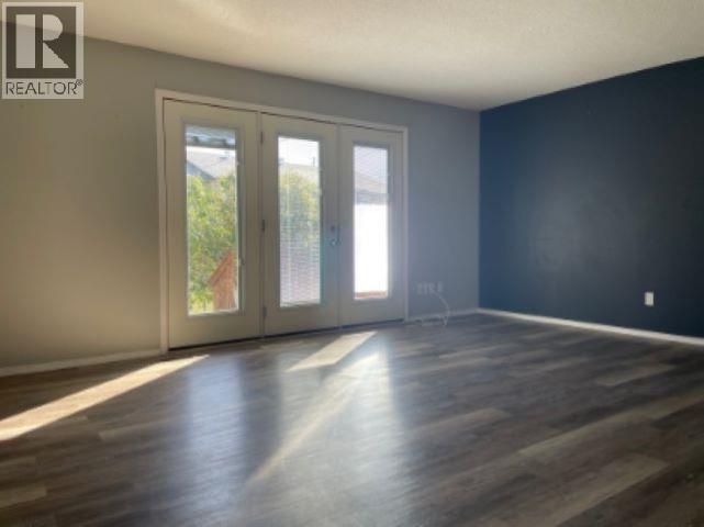 












33 5320 MOUNTAINVIEW DRIVE

,
Fort Nelson,




British Columbia
V0C1R0

