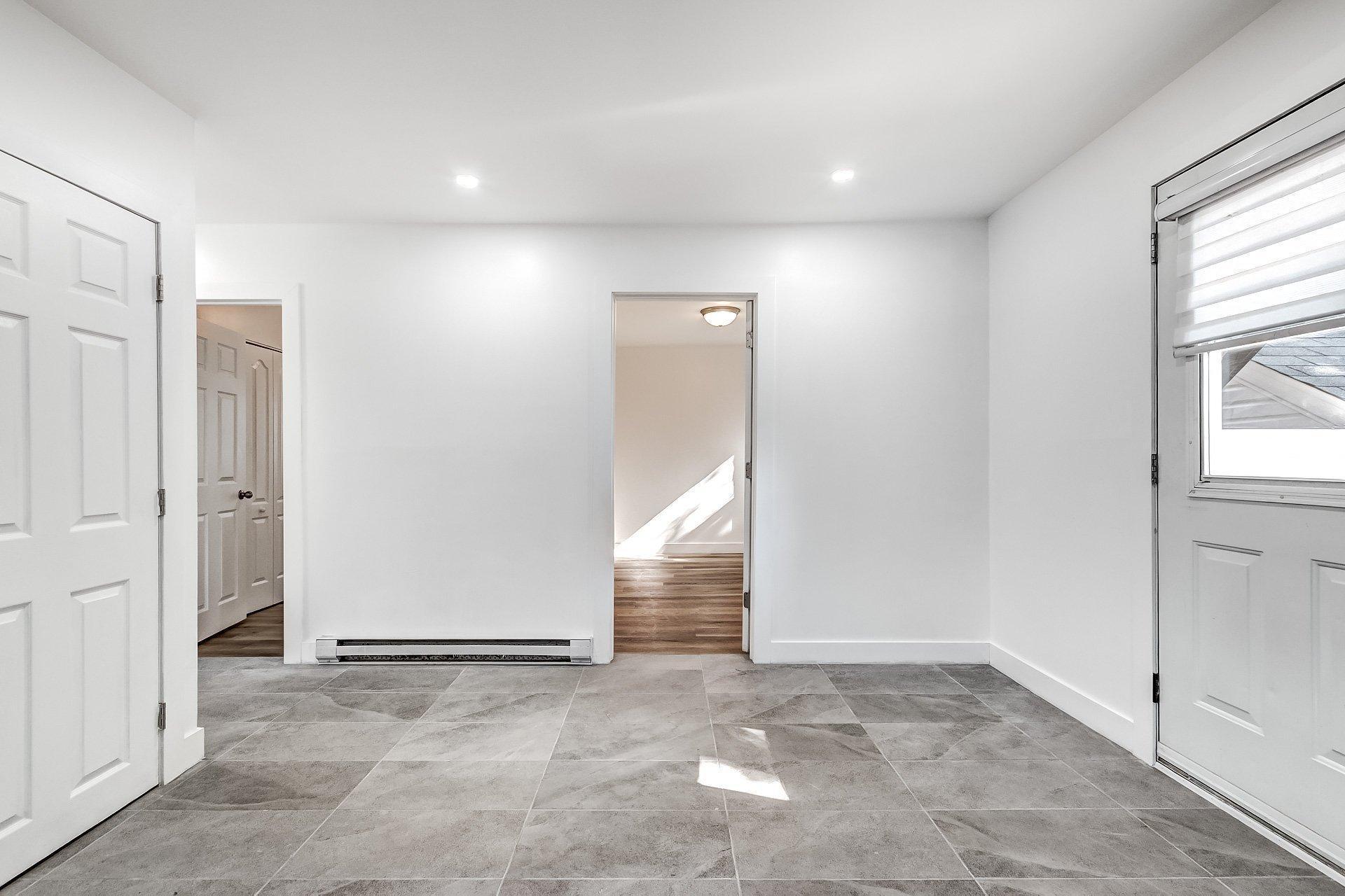 









44


Rue Brodeur

,
Longueuil (Le Vieux-Longueuil),




QC
J4J2S1

