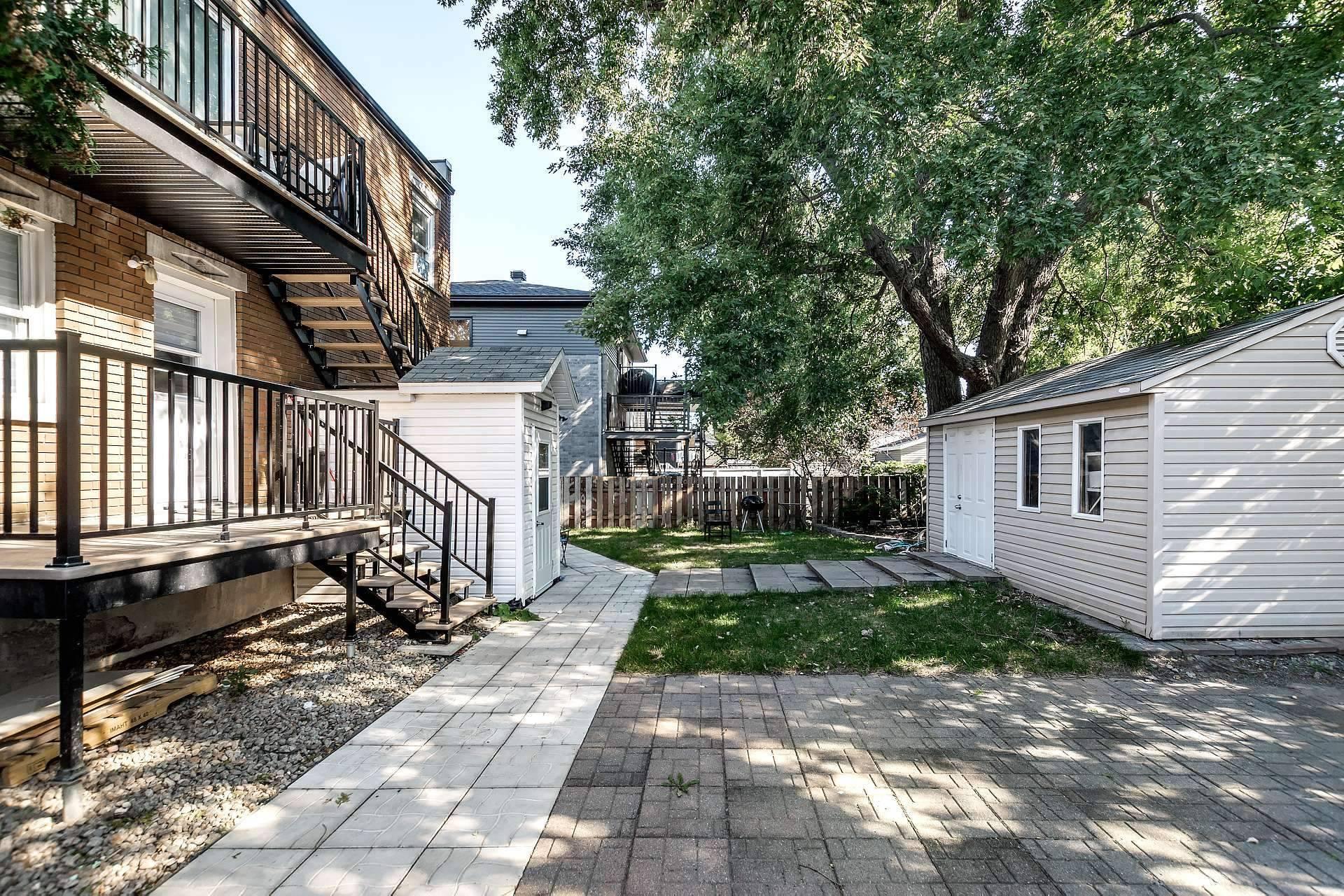 









44


Rue Brodeur

,
Longueuil (Le Vieux-Longueuil),




QC
J4J2S1

