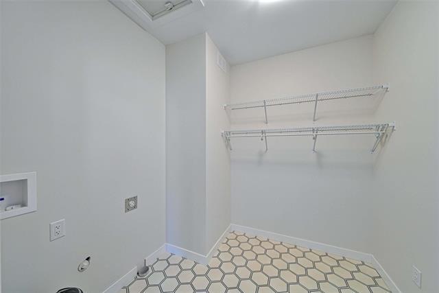 









21


Morning Glory

WAY,
Dugald,




MB
R5P 0G3

