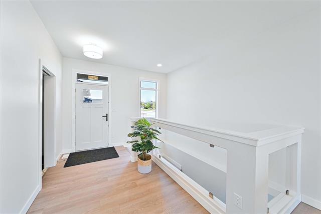 









21


Morning Glory

WAY,
Dugald,




MB
R5P 0G3

