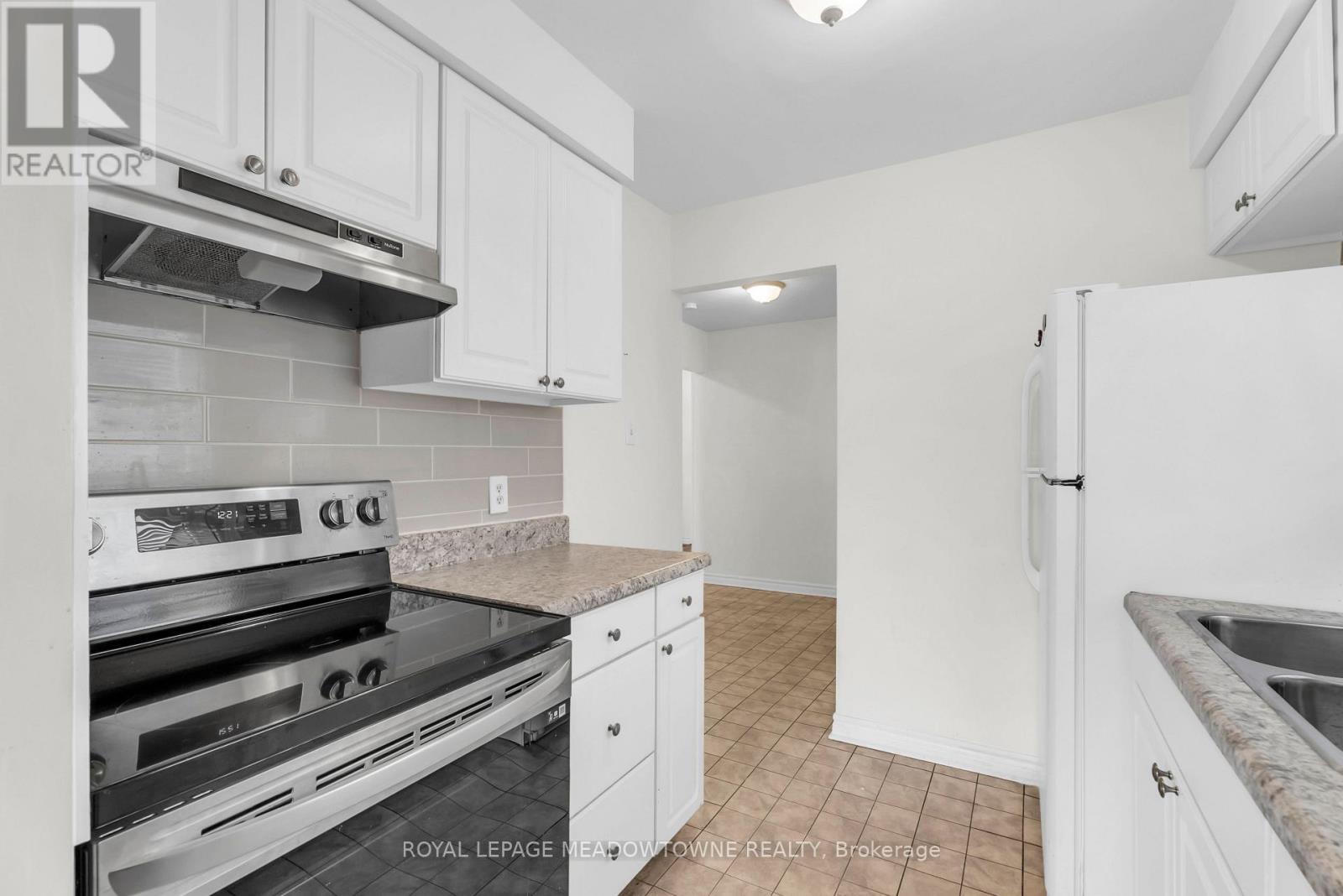 












7734 BENAVON ROAD

,
Mississauga,




Ontario
L4T3G3

