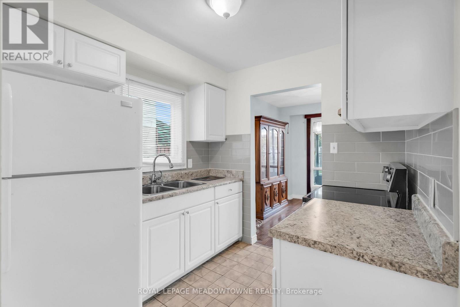 












7734 BENAVON ROAD

,
Mississauga,




Ontario
L4T3G3

