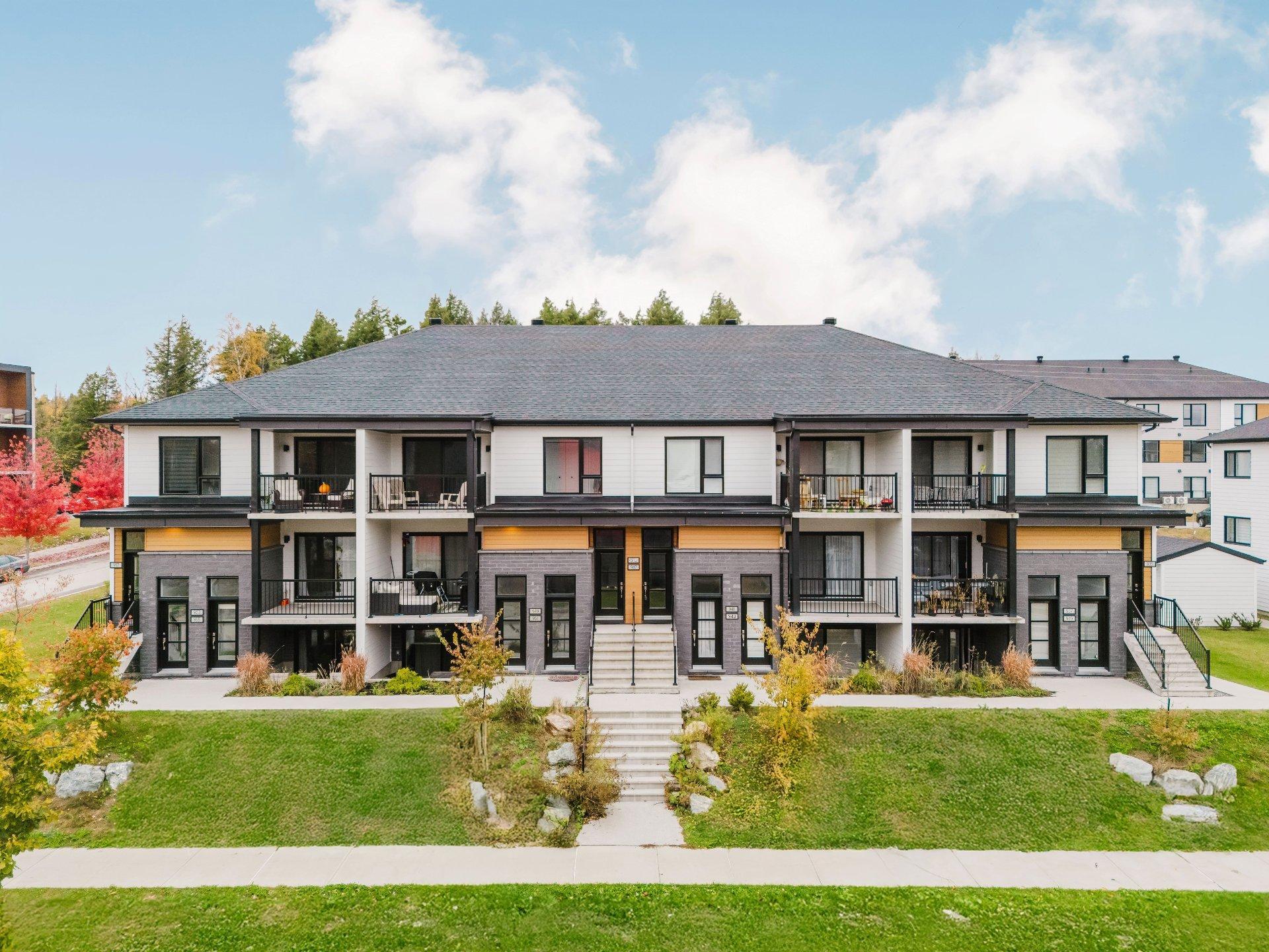 









947


Rue Lamarche

,
Sherbrooke (Les Nations),




QC
J1H0M9

