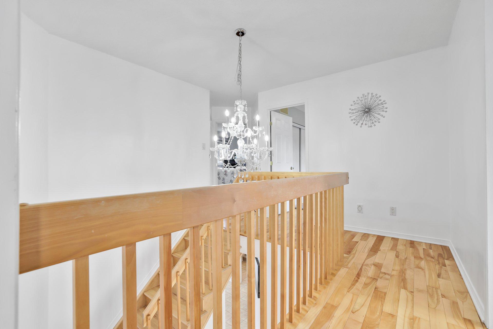 









4


Rue Molière

,
Gatineau (Aylmer),




QC
J9J2R5

