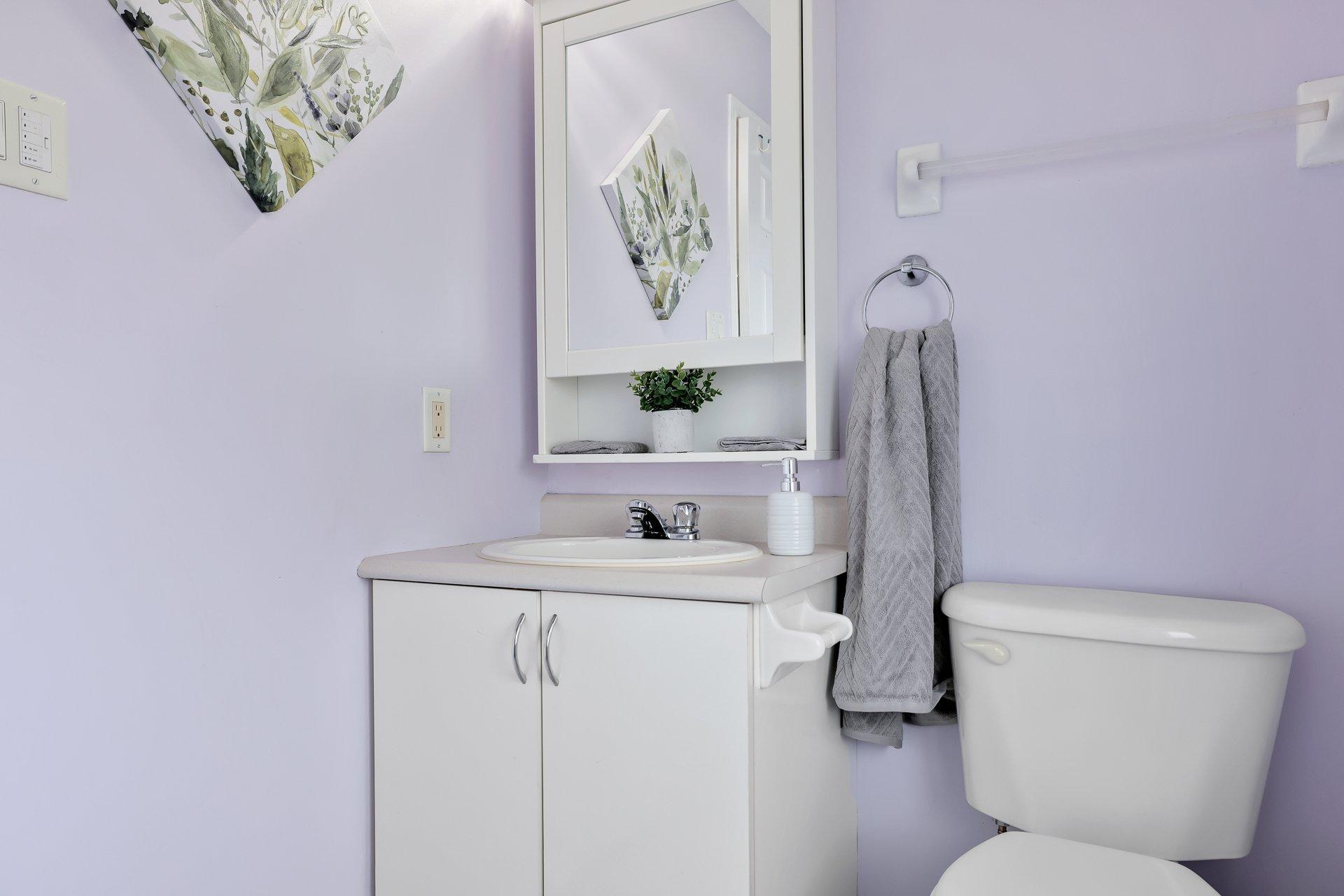 









4


Rue Molière

,
Gatineau (Aylmer),




QC
J9J2R5

