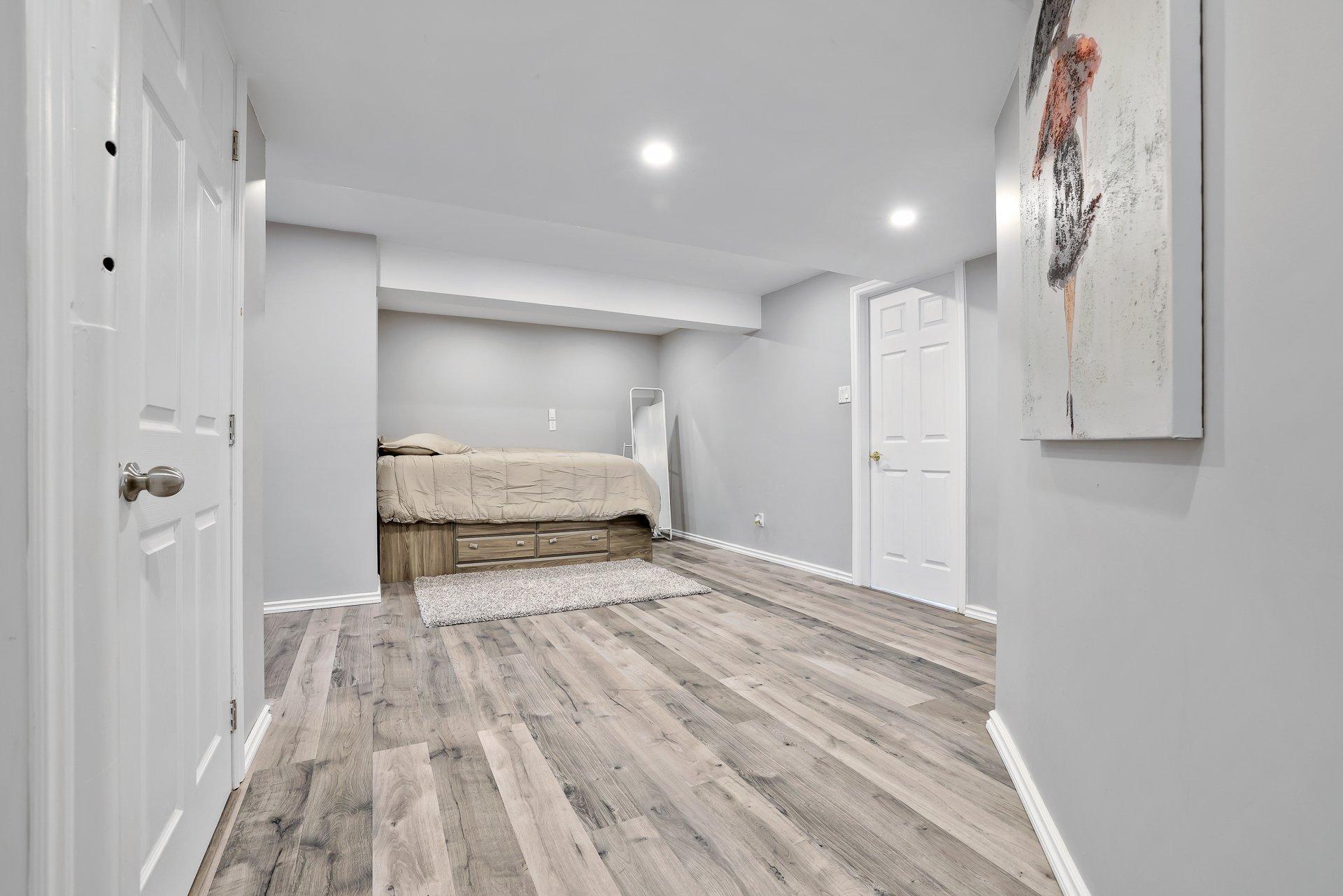 









4


Rue Molière

,
Gatineau (Aylmer),




QC
J9J2R5

