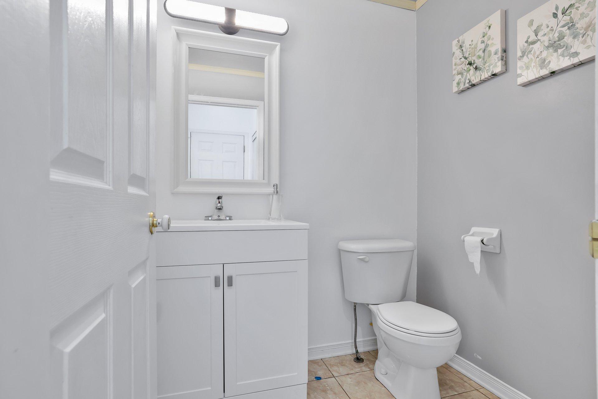 









4


Rue Molière

,
Gatineau (Aylmer),




QC
J9J2R5

