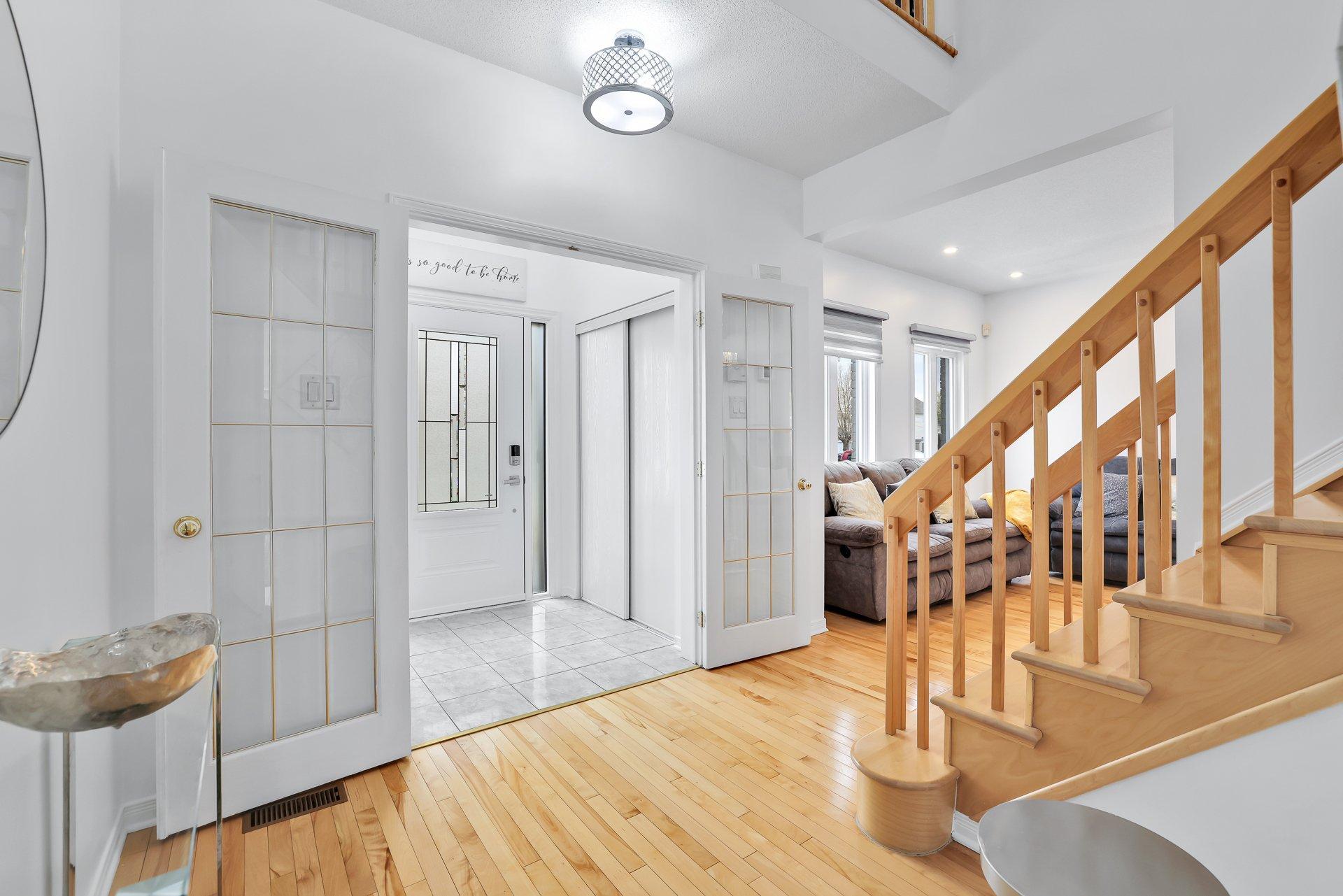 









4


Rue Molière

,
Gatineau (Aylmer),




QC
J9J2R5

