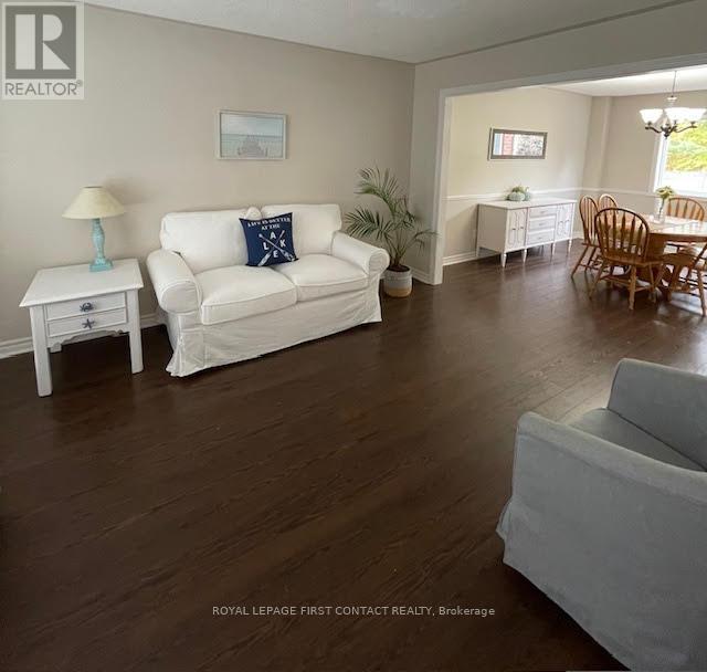 












26 KENWELL CRESCENT

,
Barrie,




Ontario
L4N0A4

