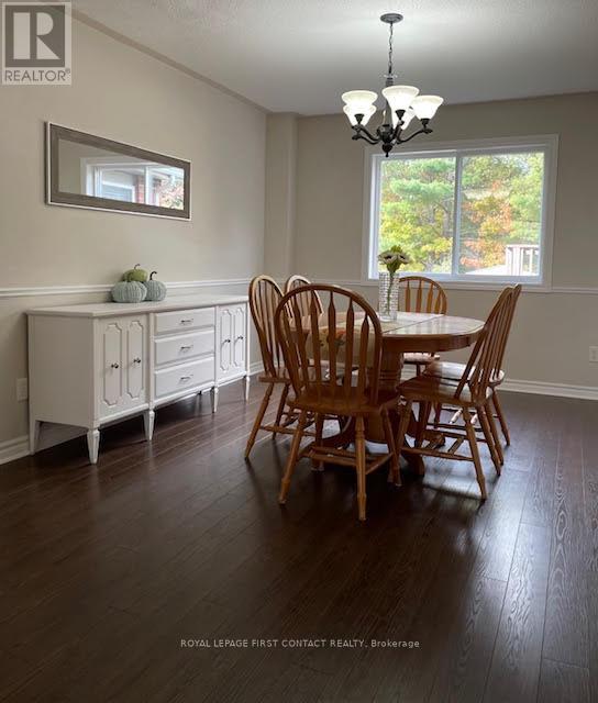 












26 KENWELL CRESCENT

,
Barrie,




Ontario
L4N0A4

