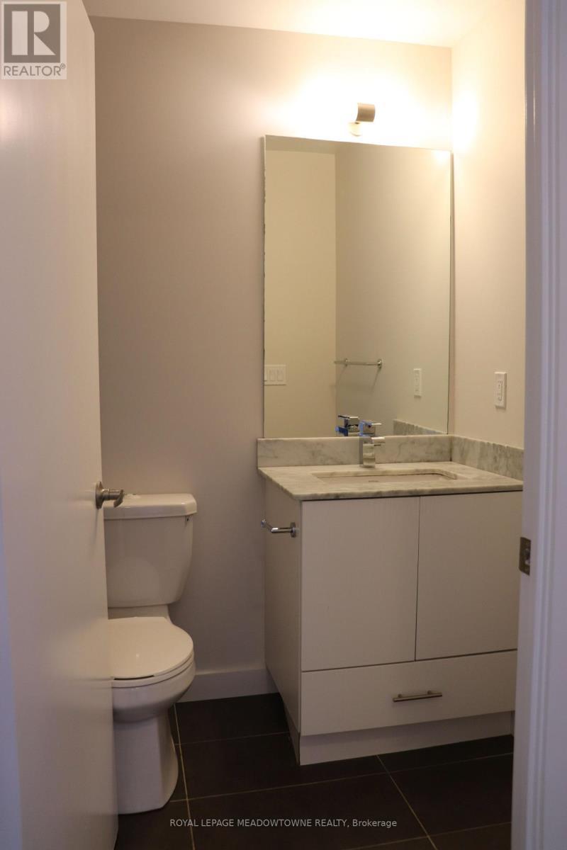 












903 - 2055 DANFORTH AVENUE

,
Toronto,




Ontario
M4C1J8

