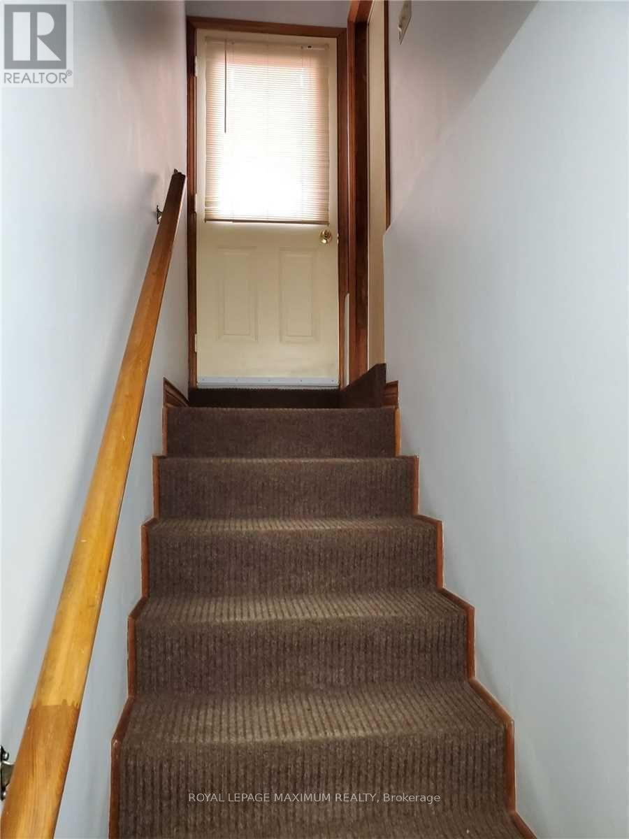 












BSMT - 7 MORNING STAR DRIVE

,
Vaughan,




Ontario
L4L6K3

