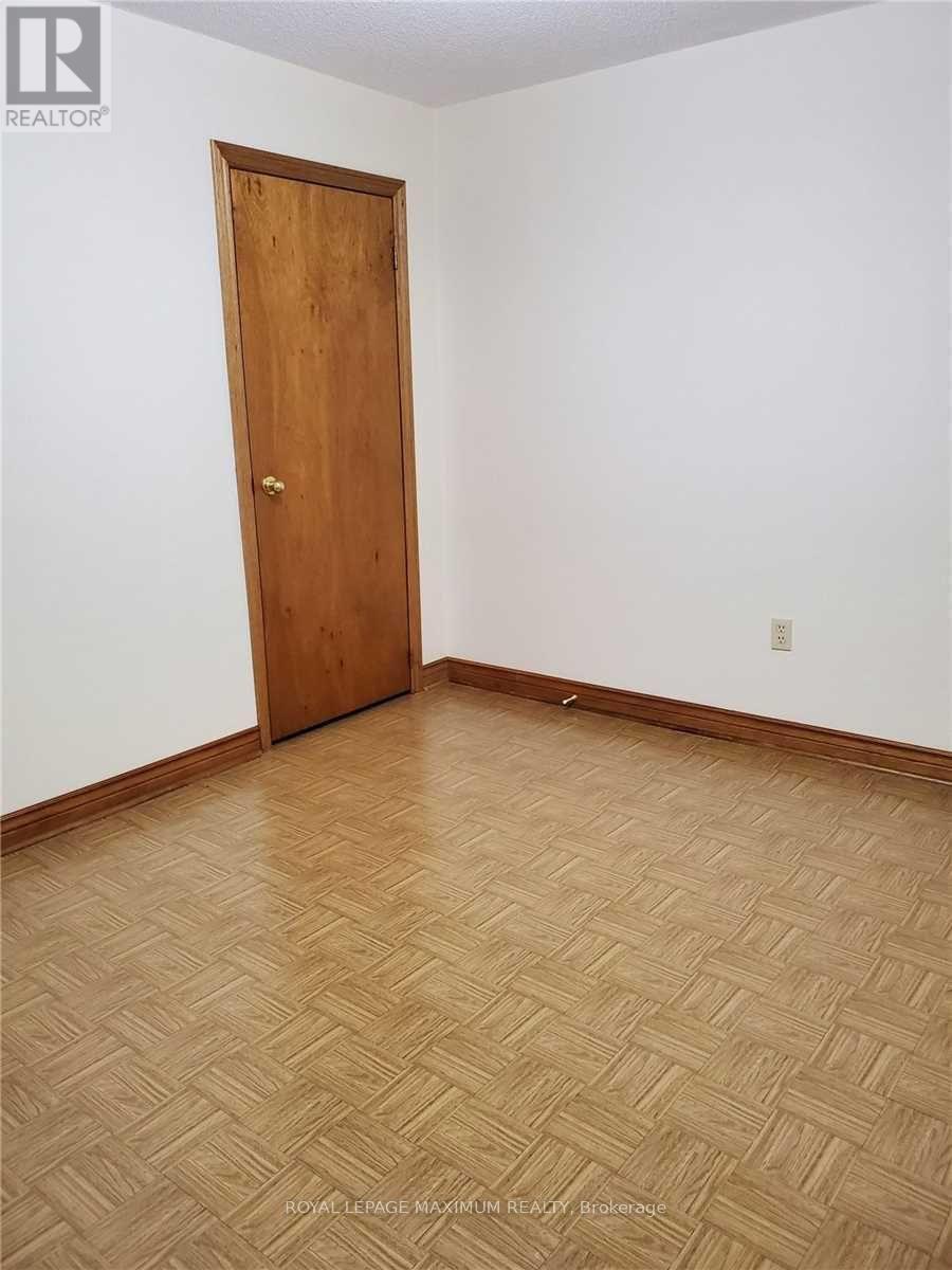 












BSMT - 7 MORNING STAR DRIVE

,
Vaughan,




Ontario
L4L6K3

