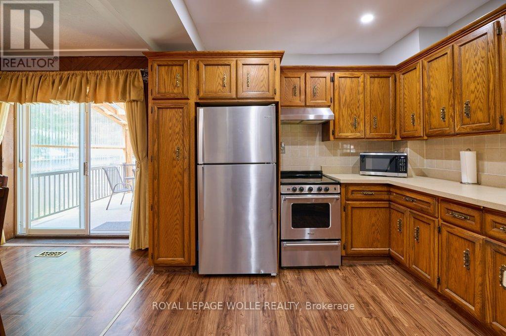 












120 WOOD STREET

,
Kitchener,




Ontario
N2G2H8

