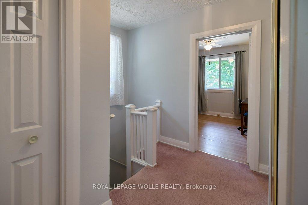 












120 WOOD STREET

,
Kitchener,




Ontario
N2G2H8

