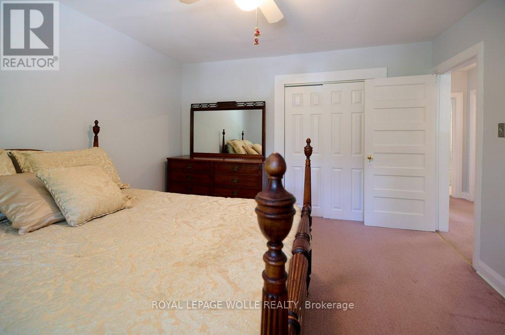 












120 WOOD STREET

,
Kitchener,




Ontario
N2G2H8

