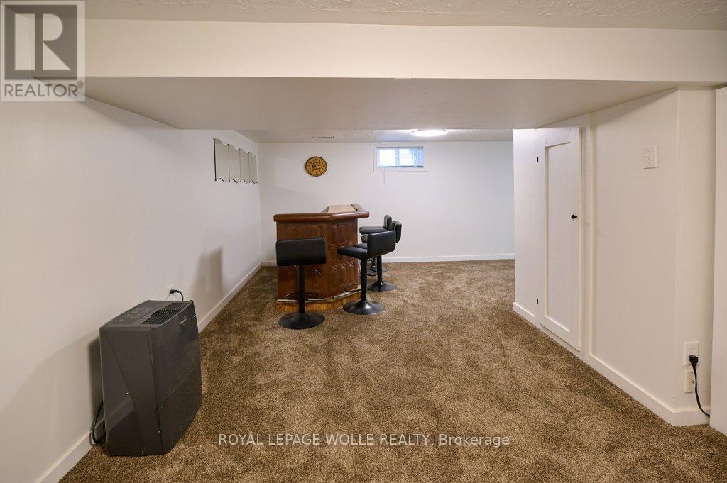 












120 WOOD STREET

,
Kitchener,




Ontario
N2G2H8

