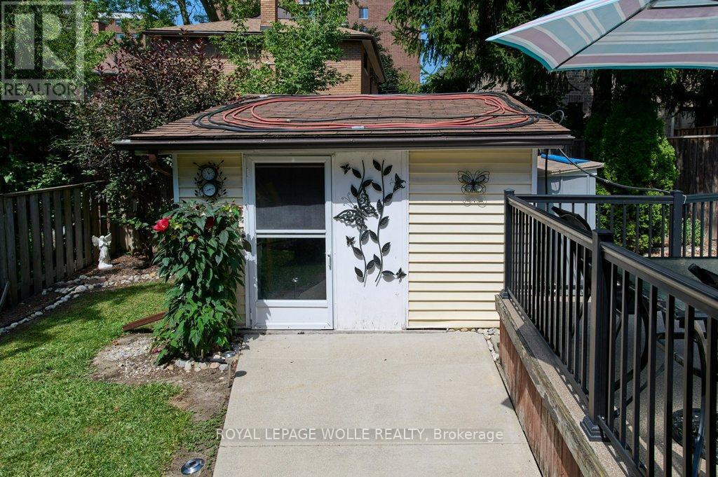 












120 WOOD STREET

,
Kitchener,




Ontario
N2G2H8

