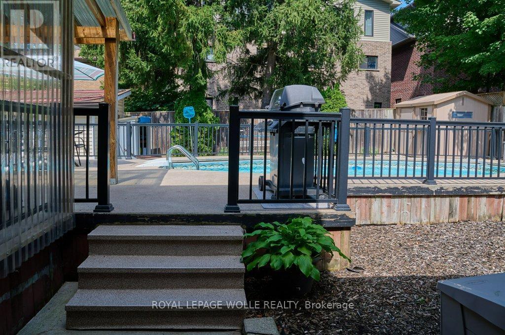 












120 WOOD STREET

,
Kitchener,




Ontario
N2G2H8

