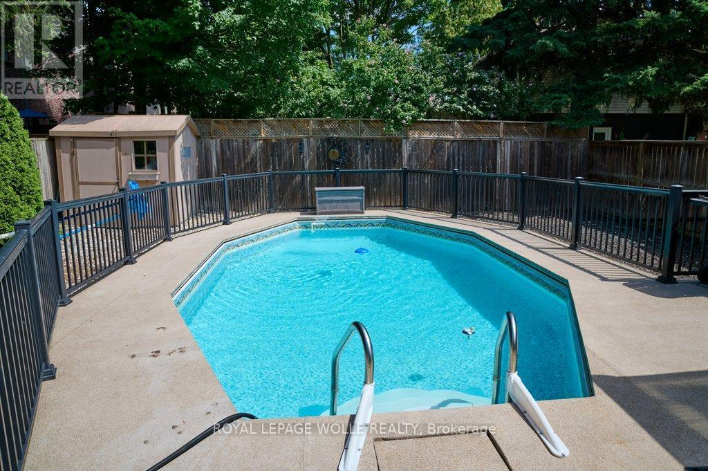 












120 WOOD STREET

,
Kitchener,




Ontario
N2G2H8

