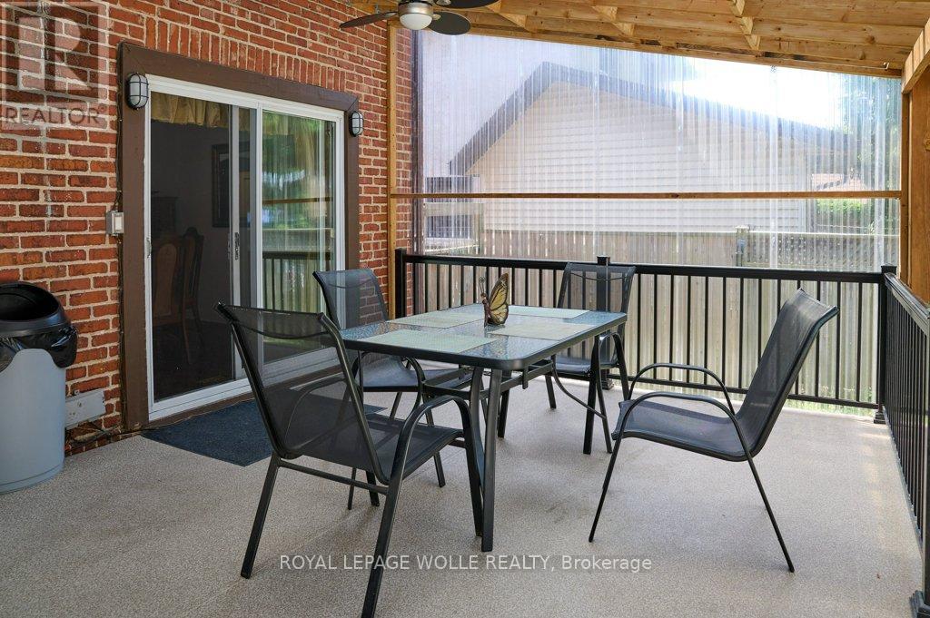 












120 WOOD STREET

,
Kitchener,




Ontario
N2G2H8

