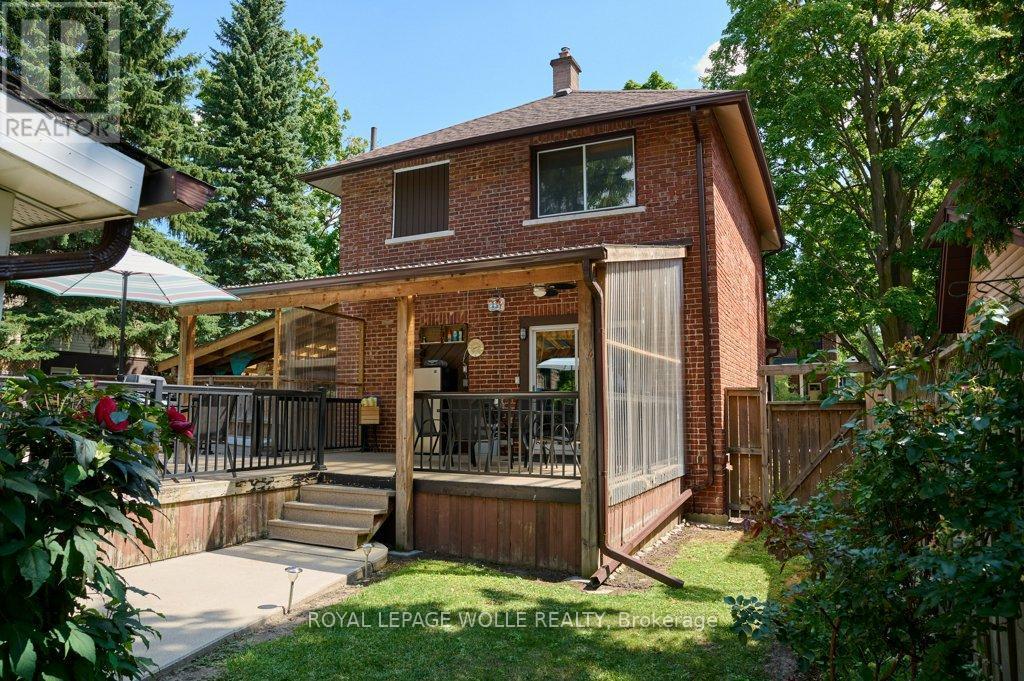 












120 WOOD STREET

,
Kitchener,




Ontario
N2G2H8

