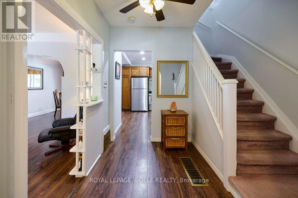 












120 WOOD STREET

,
Kitchener,




Ontario
N2G2H8

