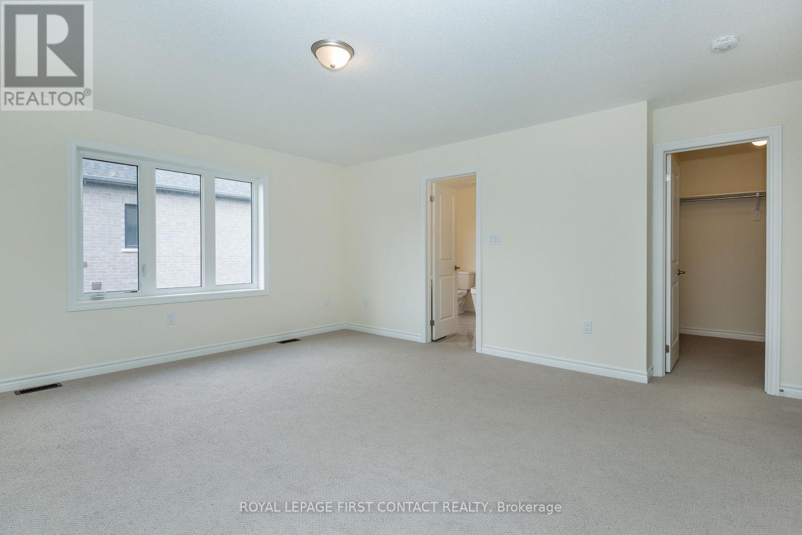 












86 KENNETH ROGERS CRESCENT

,
East Gwillimbury,




Ontario
L9N1S5

