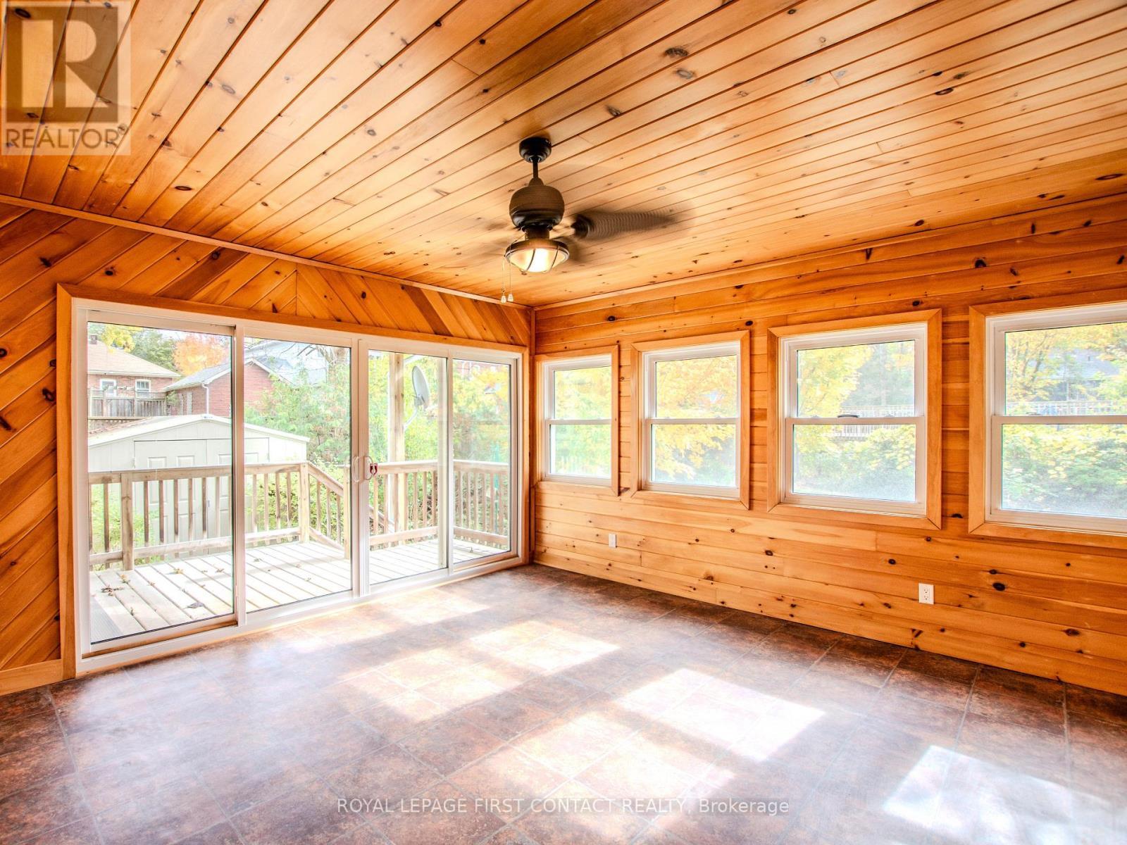 












25 HOLGATE STREET

,
Barrie,




Ontario
L4N2T6

