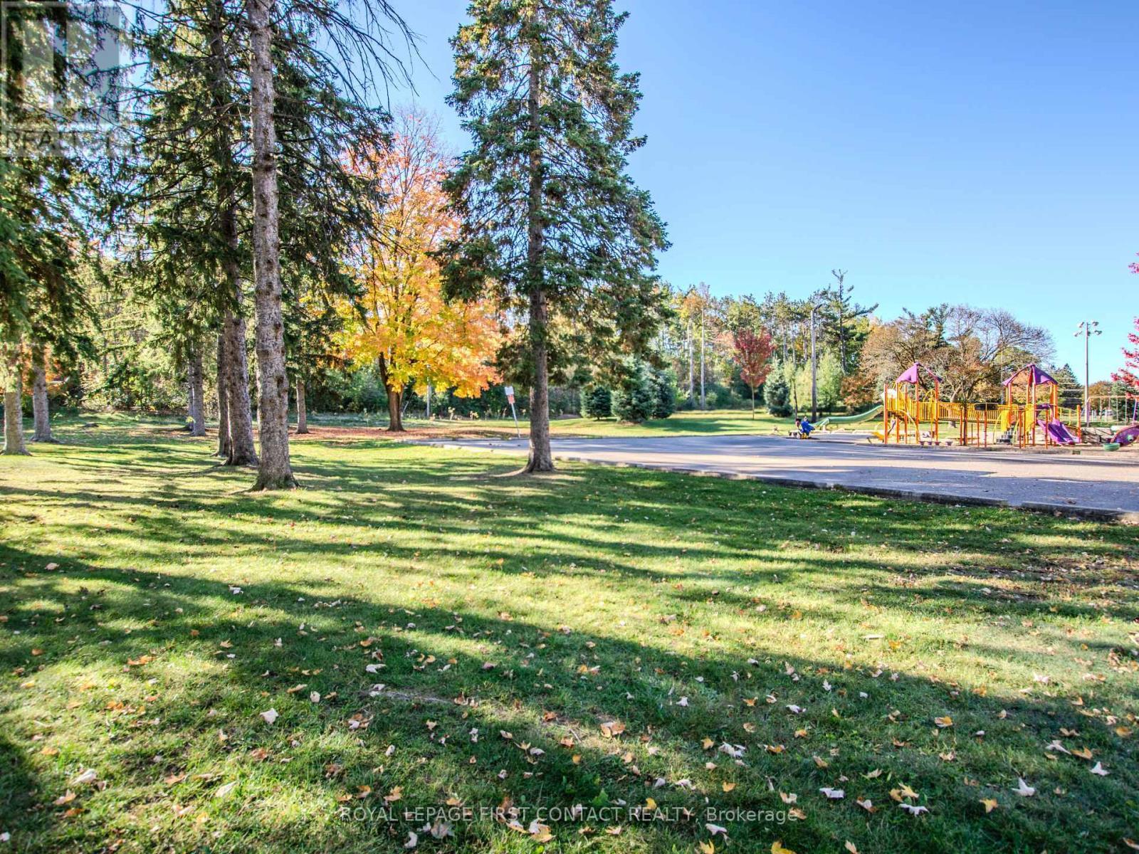 












25 HOLGATE STREET

,
Barrie,




Ontario
L4N2T6

