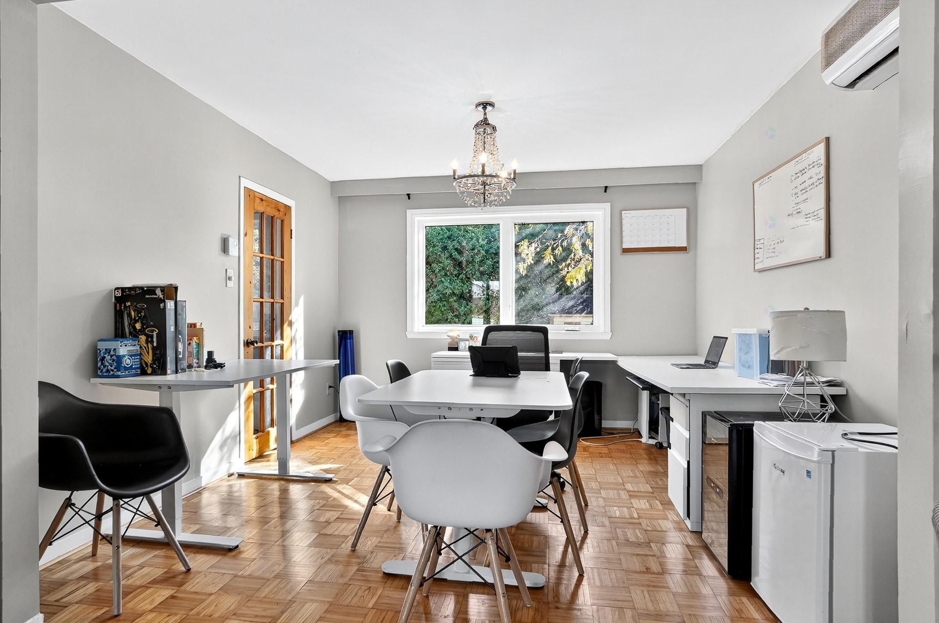 









19470


Boul. Elkas

,
Kirkland,




QC
H9J3L3

